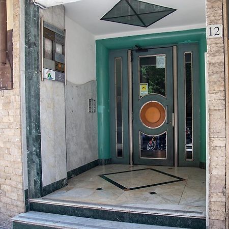 Bed and Breakfast A Casa Di Marco Salerno Centro Exterior foto