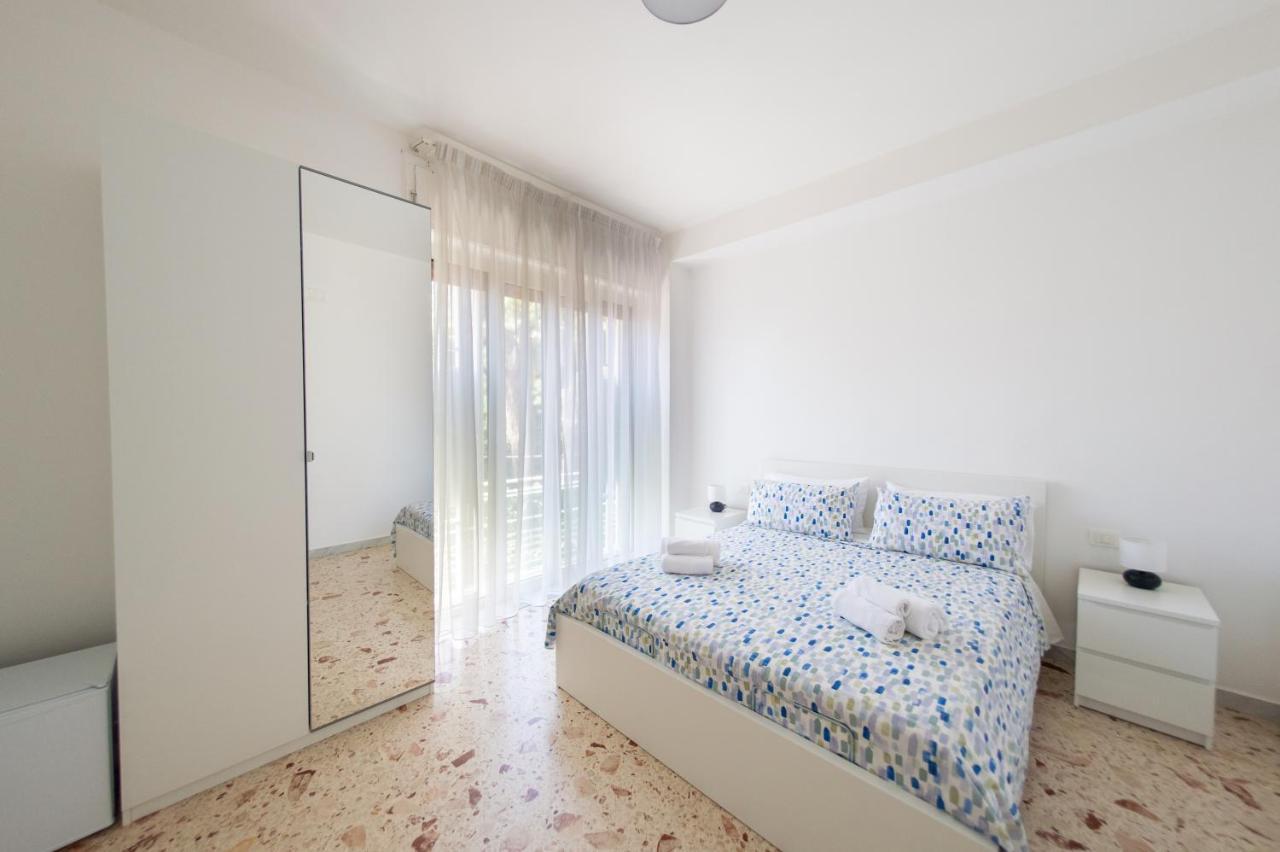 Bed and Breakfast A Casa Di Marco Salerno Centro Exterior foto