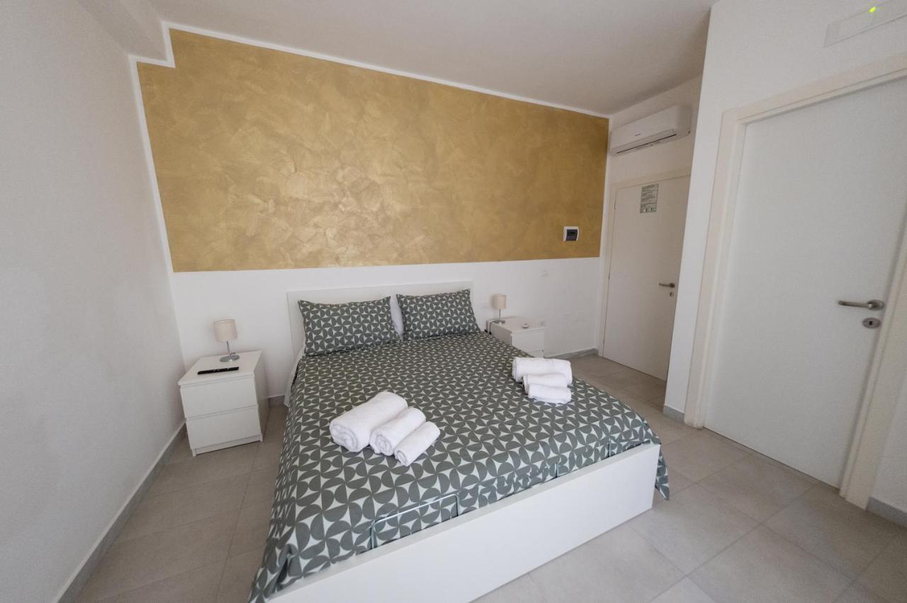 Bed and Breakfast A Casa Di Marco Salerno Centro Exterior foto